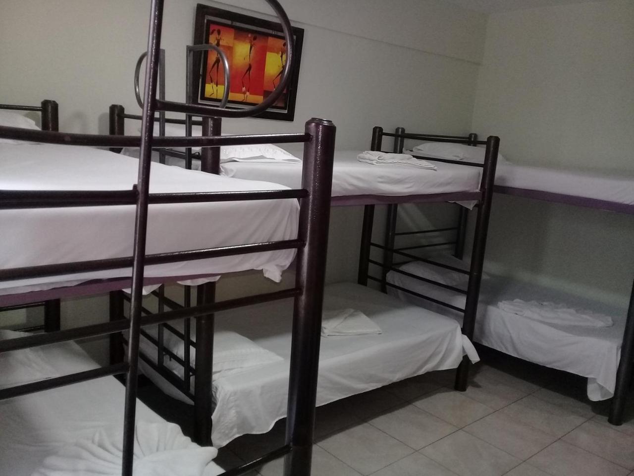Hostal Ibiza Santa Cruz de La Sierra Dış mekan fotoğraf